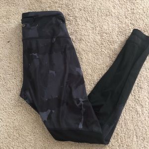 Blue camo lulu full length legging